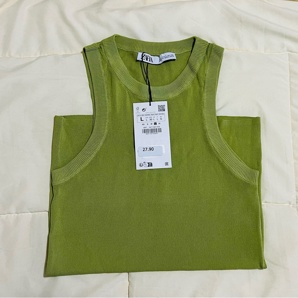 Zara Brand New wit tag Knit Sleeveless Top Green, Size Large